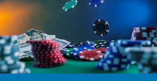 Antarmuka platform tevitoto menampilkan sportsbook Liga 1, kasino langsung, dan permainan slot